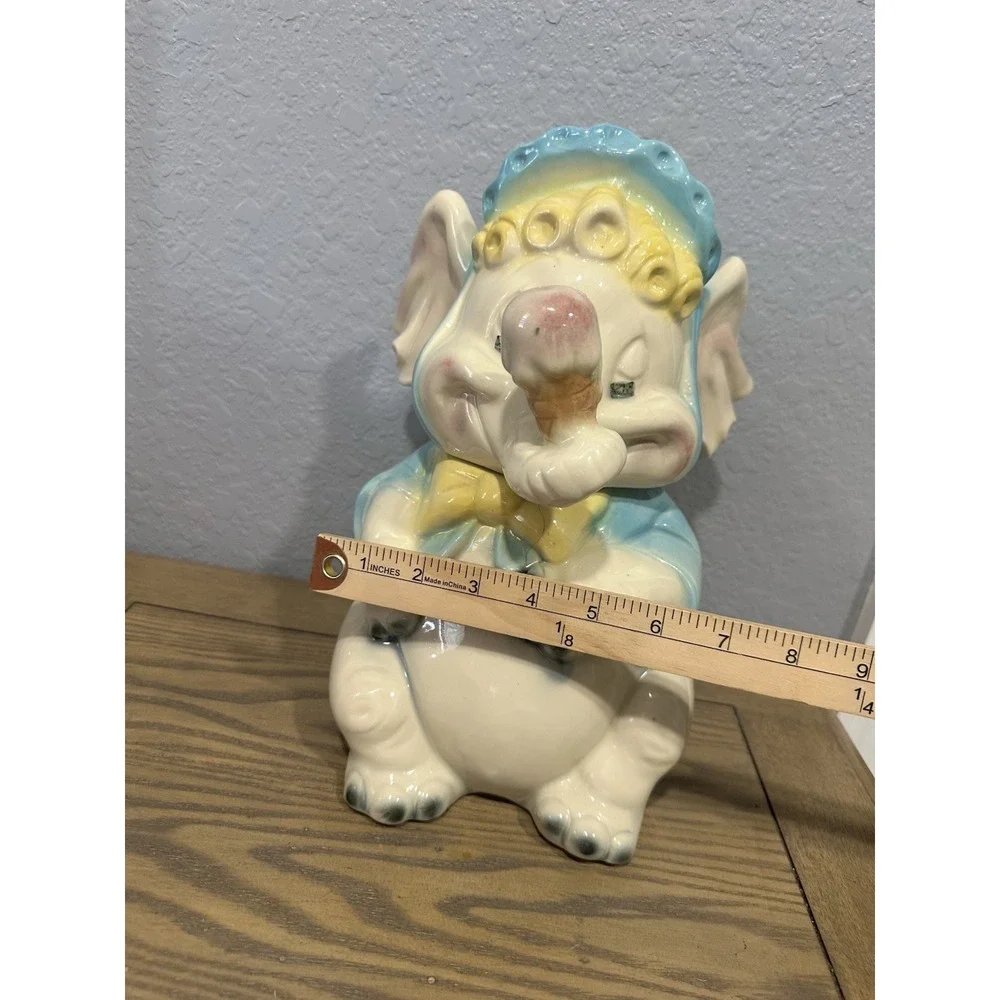 VTG Baby Elephant Holding Ice Cream Come Cookie Jar McCoy Rare